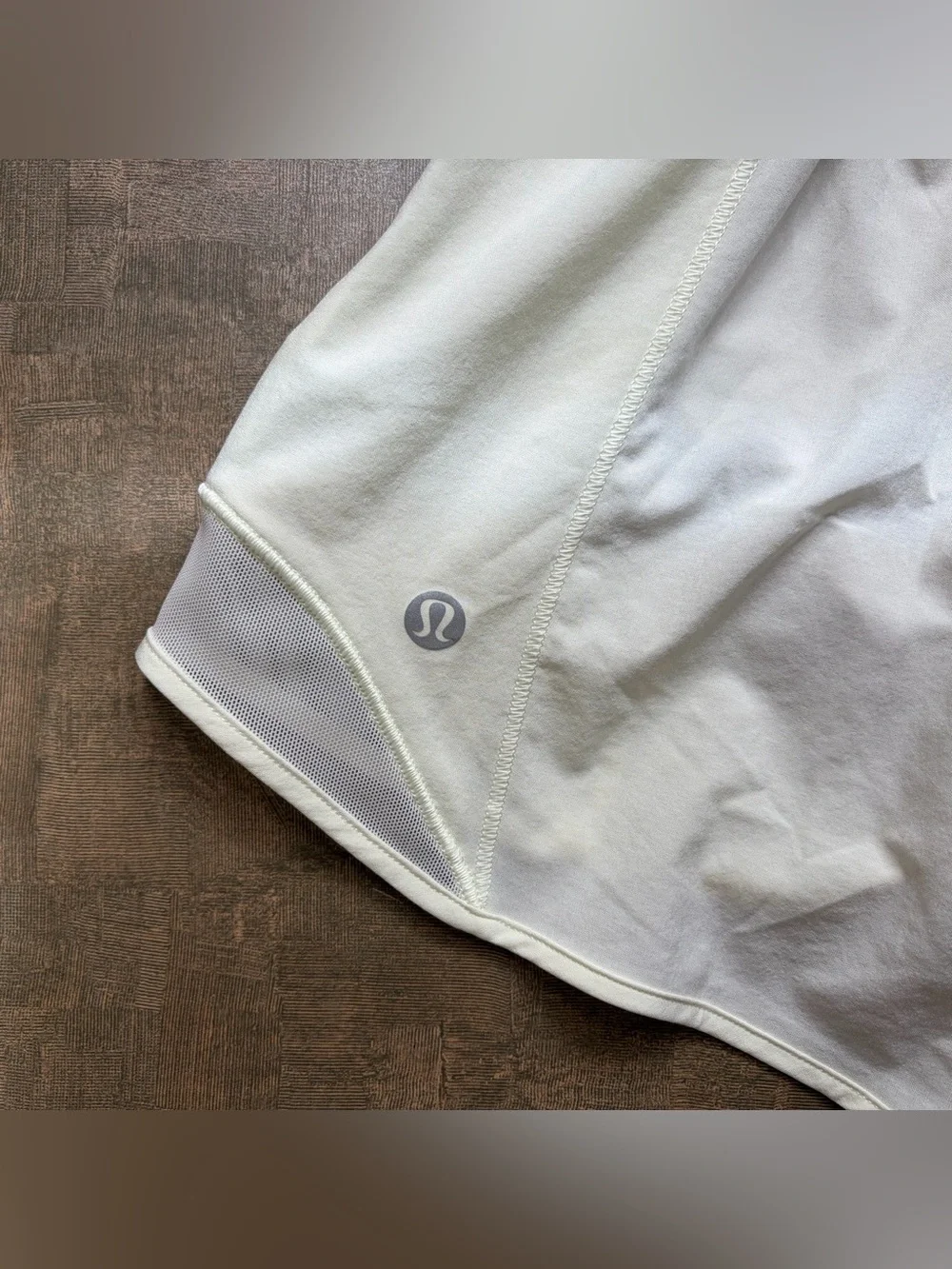 Lululemon Hotty Hot High-Rise Lined Short 2.5